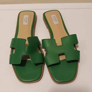 Steven New York| Hadyn Sandals Flats Slip On Kelly Green Sz 9.5/10 Resortwear
